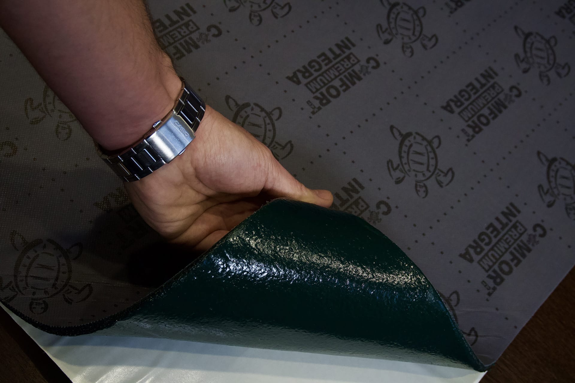 Шумоизоляция арок с проклейкой Comfort Mat Viper+Integra
